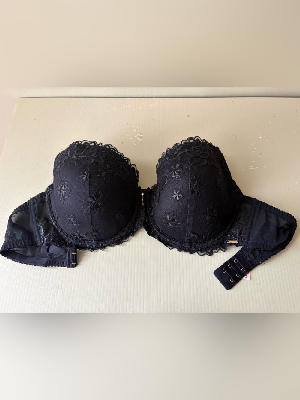 La Vie En Rose Black Lace strapless Underwire Bra 40DD